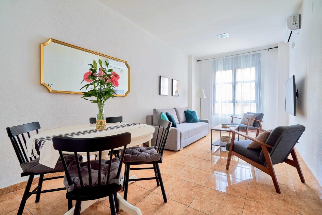 Under The Olive Trees In Historic Center Of Malaga Apartment Exterior photo