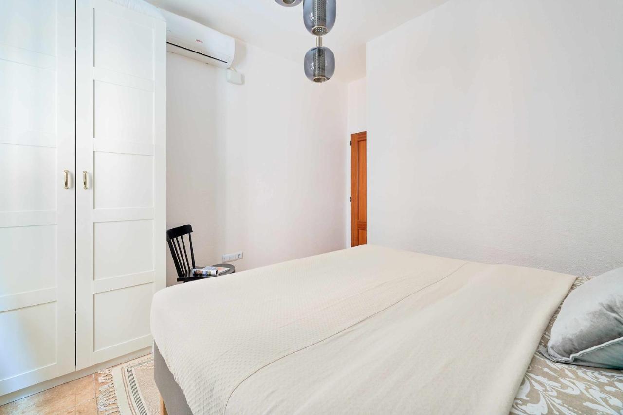 Under The Olive Trees In Historic Center Of Malaga Apartment Exterior photo